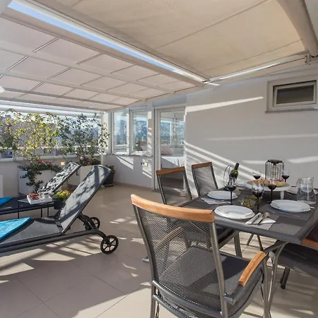 Apartment Luxury 3 Bedroom Penthouse - Terrace And View Split