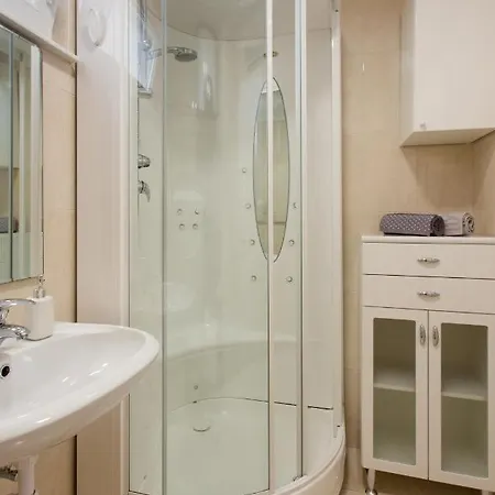 Luxury 3 Bedroom Penthouse - Terrace And View * Split